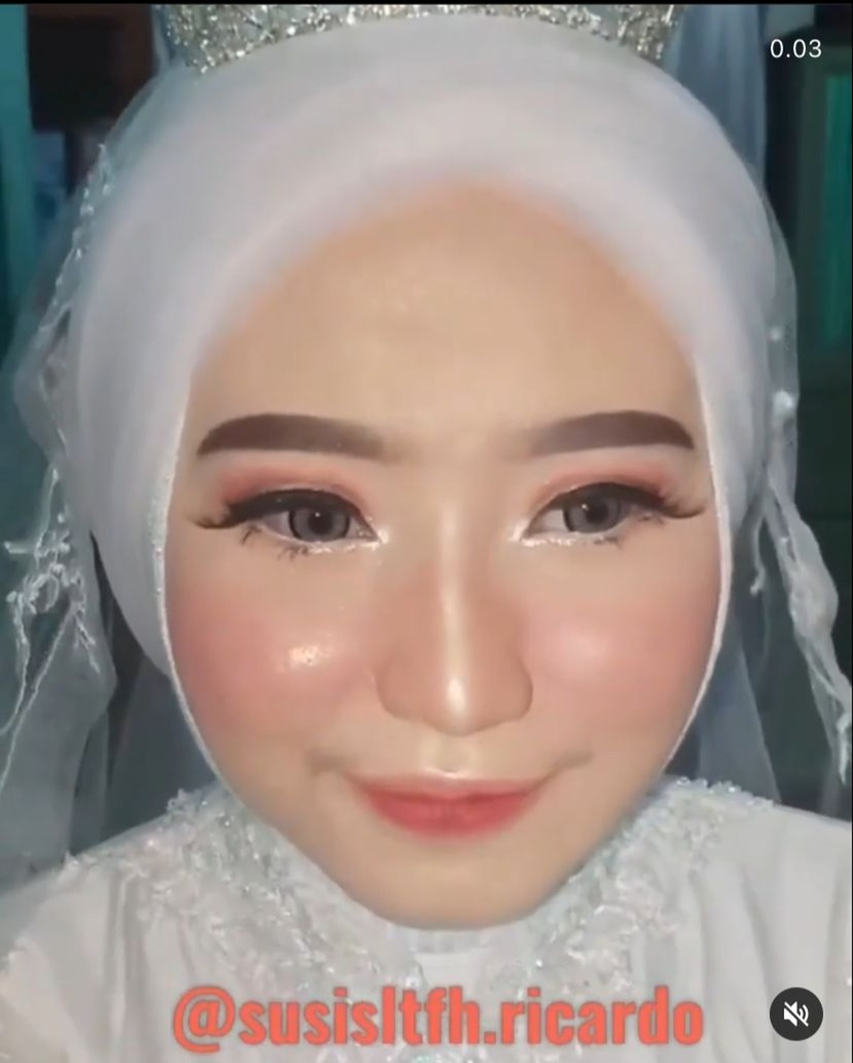 Dugaan perselingkuhan mantan suami Mawar AFI&comma; Steno Ricardo dengan Susi babysitter yang ia nikahi bikin heboh&period; Yuk&comma; intip potret Susi&excl;