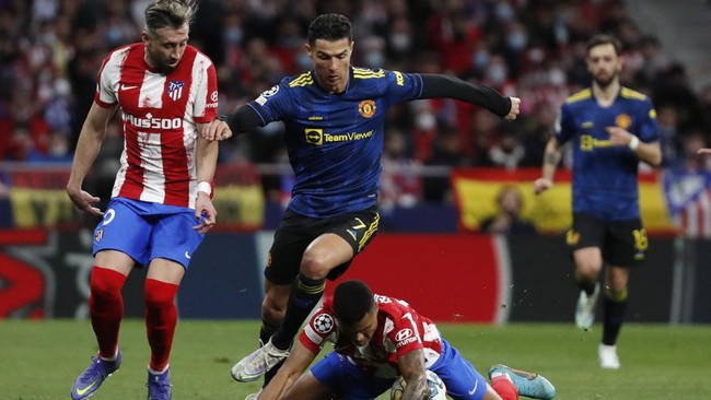 Cristiano Ronaldo hilang bak ditelan bumi saat Manchester United ditahan imbang Atletico Madrid pada leg pertama 16 besar Liga Champions.