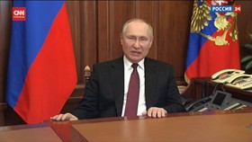 VIDEO: Momen Putin Perintahkan Militer Rusia Invasi Ukraina
