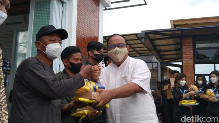 Transmedia Bagikan STB Digital untuk Warga di Majalengka