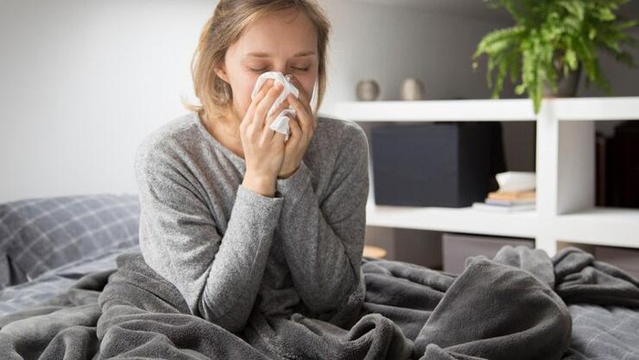 Mirip dengan Flu, Ini Beda Gejala Covid-19 XBB dan Flu Biasa!