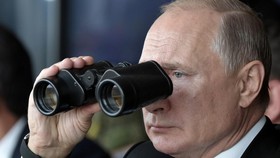 Eks Anak Buah Putin Sebut London Pertama Dirudal jika Perang Dunia III