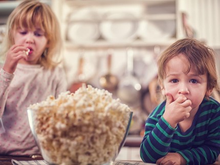 4 Makanan Ini Bisa Bikin Gigi Anak Rusak, Batasi Saja ya Bun
