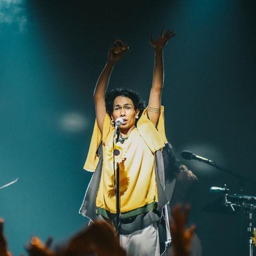 Tak Mau Bawakan Lagu Dewa 19, 7 Gaya Nyentrik Ari Lesmana Takut Ditagih Royalti Ahmad Dhani