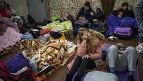 Tangis, Takut, dan Marah Warga Ukraina Tanahnya Diserbu Rusia