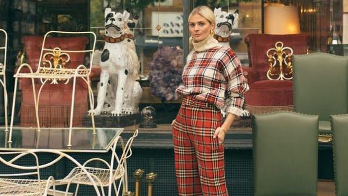 Nggak Pernah Ketinggalan Zaman, Ini Busana Bermotif Tartan yang Wajib Kamu Punya Nggak Pernah Ketinggalan Zaman, Ini Busana Bermotif Tartan yang Wajib Kamu Punya