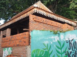Makam Mbah Buyut Tondo, Wisata Religi di Kampung Ketandan Surabaya