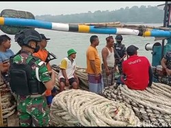 Dua Kapal Cantrang dan 22 ABK Tanpa Dokumen Diamankan di Sampang