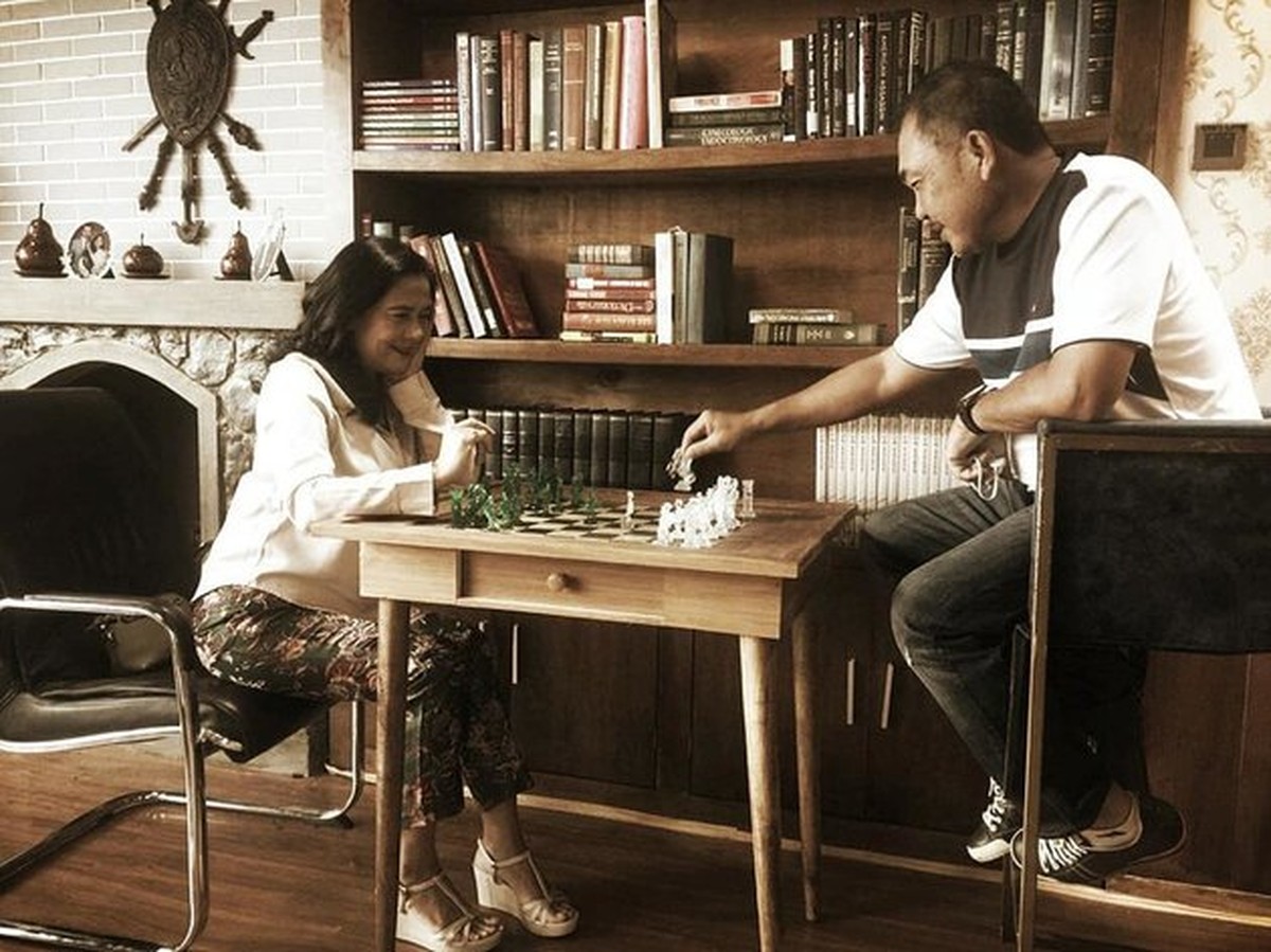 Potret Lydia Kandou dan David Sumendap