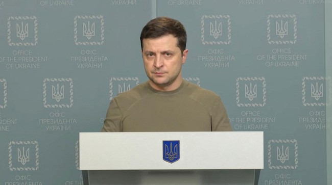 Presiden Volodymyr Zelensky menuntut Uni Eropa membuktikan jika blok tersebut memang mendukung Ukraina menghadapi invasi Rusia.