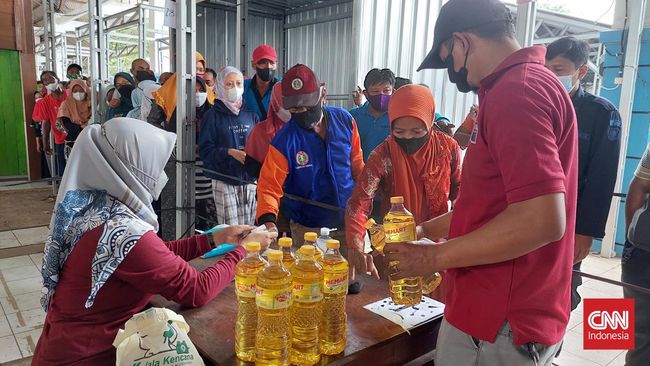 Mendag Jamin Harga Minyak Goreng Normal Saat Ramadhan 2022 - CNN Indonesia