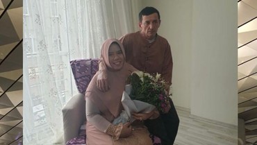 img-title 40 Hari Mantan Pacar Wafat, Rohimah Nikahi Pengusaha Ganteng asal Turki
