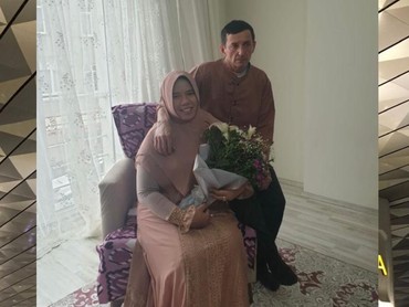 40 Hari Mantan Pacar Wafat, Rohimah Nikahi Pengusaha Ganteng asal Turki