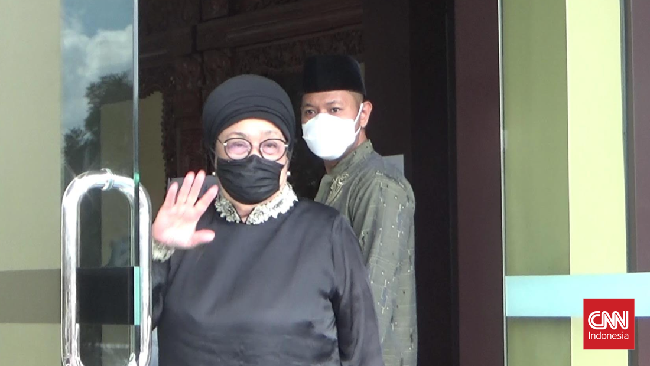Tokoh Riau Azlaini Agus menambah bukti laporan terhadap Menteri Agama Yaqut Cholil Qoumas berupa video terkait soal azan dan anjing.