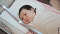 5 Potret Baby Ameena, Malaikat Kecil Aurel & Atta, Ternyata Ini Arti Namanya Bun