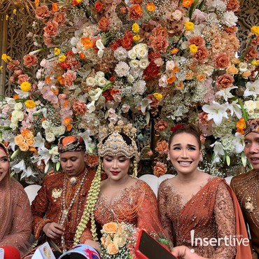 Ayu Ting Ting Jawab Isu Uang Rp5 Miliar hingga Amplop Igun untuk Syifa