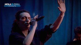 Keindahan Musik Michele Bravi yang Flamboyan di Mola Chill Fridays