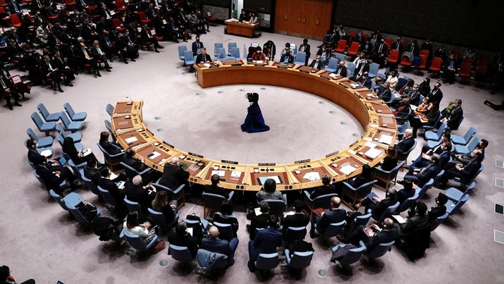 Rapat darurat Dewan Keamanan PBB Jumat, (25/2/2022) membahas Rusia dan Ukraina. (REUTERS/CARLO ALLEGRI)
