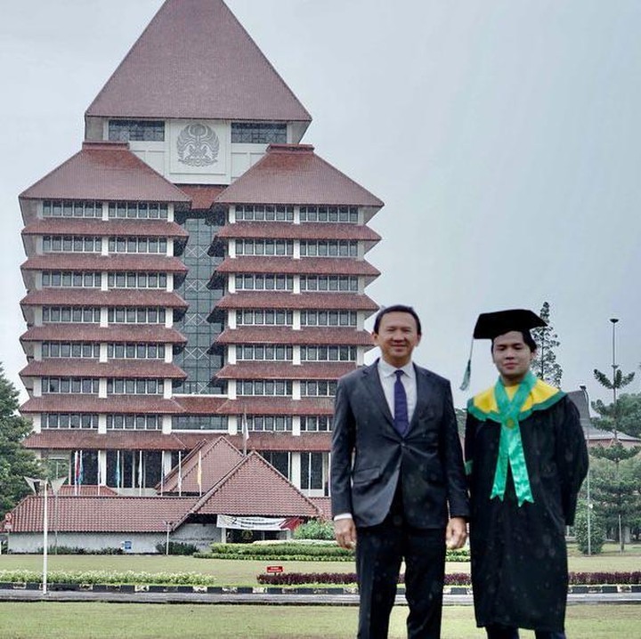 <p>Ahok berharap Nicholas Sean bisa mengamalkan ilmu yang didapatnya usai lulus kuliah. Sebagai seorang ayah, Ahok begitu bahagia karena mimpinya dan mendiang sang ayah bisa terwujud melalui putra pertamanya. (Foto: Instagram @nachoseann/ @basukibtp)</p>
