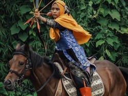 Kisah Arum, Gadis 13 Tahun Taklukkan Turki dengan Berkuda dan Memanah