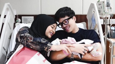 img-title Lirik Lagu Malaikat Hidupku - Atta Halilintar dan Aurel Hermansyah