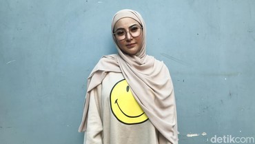 img-title Lakukan Percobaan Bunuh Diri, Begini Kondisi Tangan Ayu Aulia Usai Disayat