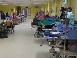 RSUD dr Iskak Rawat 14 Korban Luka Bus Tertabrak KA, 2 Orang di Red Zone