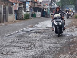 Tolong! Jalan Cikancung-Cicalengka Butuh Perbaikan