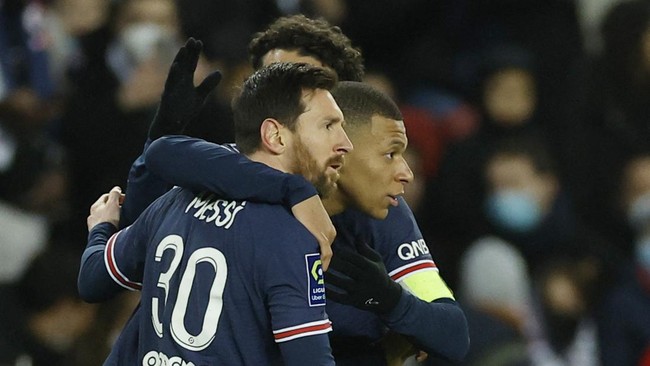 Kylian Mbappe jadi bintang kemenangan PSG atas Saint Etienne lewat torehan dua gol, namun Lionel Messi punya peran besar di balik hal tersebut.