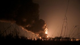 Ukraina Serang Pengeboran Minyak yang Dikuasai Rusia, 7 Orang Hilang