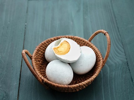 5 Resep Olahan Telur Asin Enak dan Gampang Dibuat Biar Tak Bosan Bun