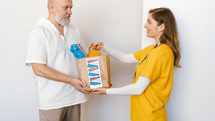 Bukan Orang Perhitungan, 5 Zodiak Dermawan Ini Terkenal Senang Berbagi