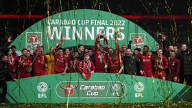 FOTO: Liverpool Menang Dramatis di Carabao Cup