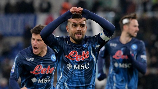 Napoli sukses menguasai puncak klasemen Liga Italia setelah menang atas Lazio. Berikut klasemen Liga Italia.