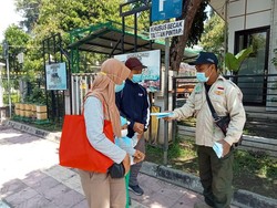 BA.4 dan BA.5 Bikin COVID-19 RI Naik, Satgas Ajak Balik Kencangkan Prokes