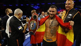 Juara Tinju Ukraina Vasiliy Lomachenko Ikut Perang Lawan Rusia