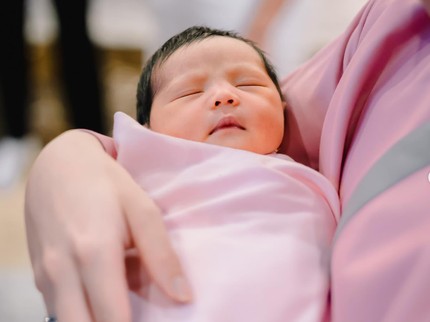 30 Rangkaian Nama Bayi Perempuan 2 Suku Kata Berawalan Ameena