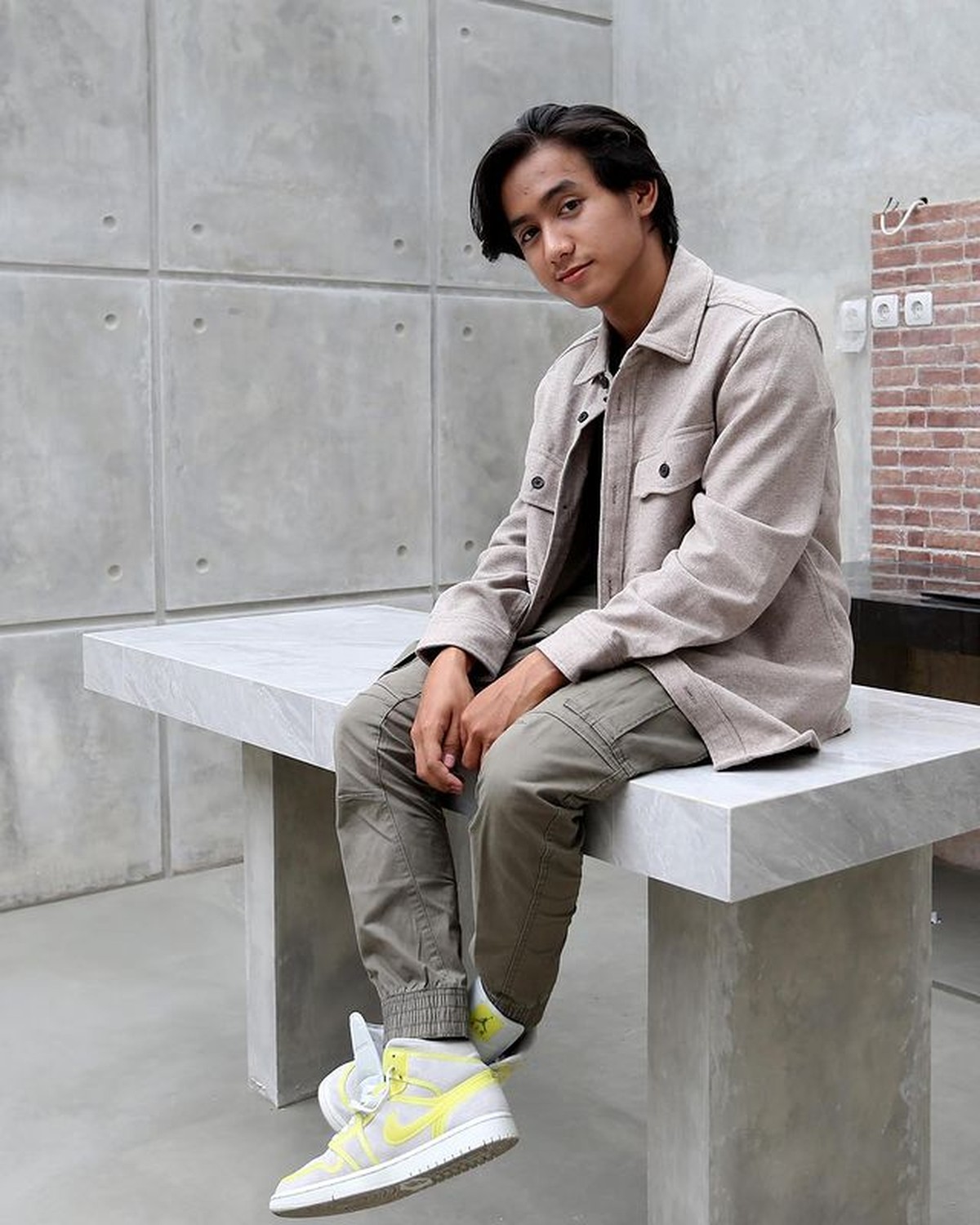 Bowo Alpenliebe mengembangkan kariernya main di sinetron Laga&comma; penampilan terbarunya pun jadi sorotan&period; Yuk&comma; intip potretnya&excl;