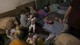 Kisah Anak-anak Pasien RS di Ukraina Berjuang Hindari Gempuran Rusia