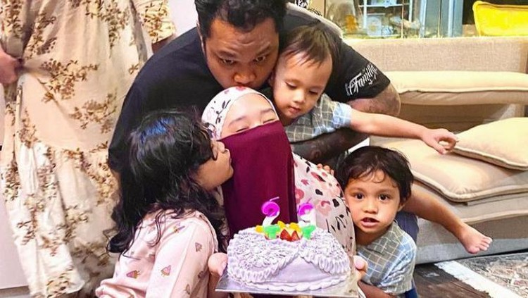 Inara Istri Virgoun Inara, Istri Virgoun yang Senang Makan Bareng Keluarga