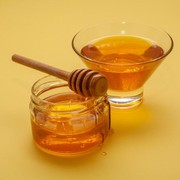 Madu Mentah dan Madu Olahan, Mana yang Lebih Baik untuk Atasi Sakit Tenggorokan Gejala Omicron?