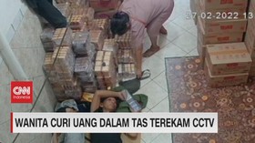 VIDEO: Pemilik Toko Tidur, Emak-Emak Gasak Uang 12Juta dari Dalam Toko