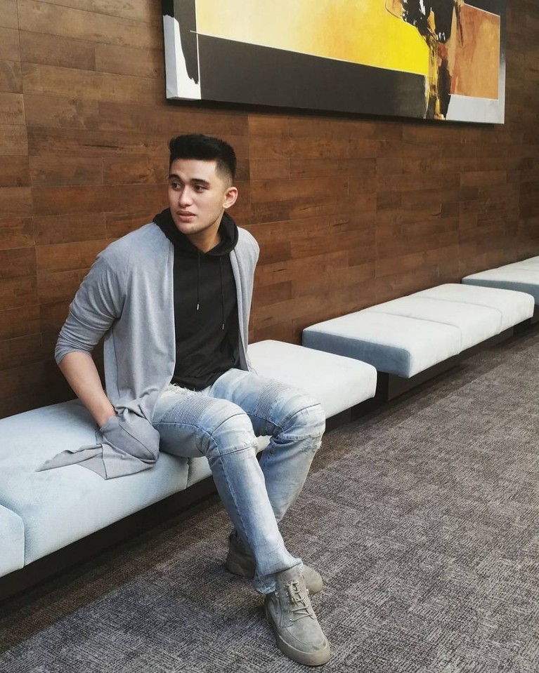Potret Sabda Ahessa Potret Sabda Ahessa