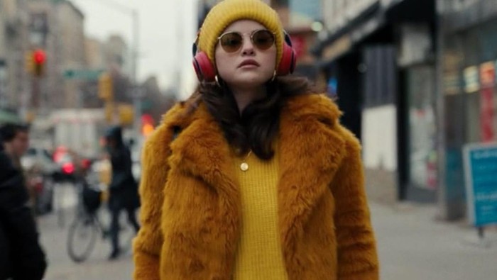 Intip Deretan Kostum Paling Fashionable Selena Gomez di Serial Only Murders in the Building Intip Deretan Kostum Paling Fashionable Selena Gomez di Serial Only Murders in the Building
