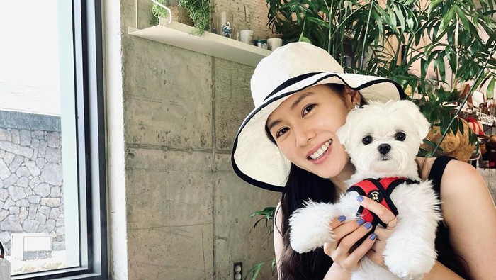 Son Ye Jin/dok. Instagram @yejinhand