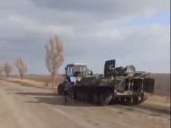 Cerita Tank-tank Rusia di Ukraina: Dicuri Petani dan Diolok-olok karena Mogok