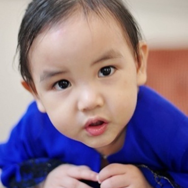 Aleesya Putri Engku Emran Engku Emran memiliki seorang putri bernama Aleesya yang dulu jadi anak tiri Laudya Cynthia Bella. Yuk, intip transformasinya!