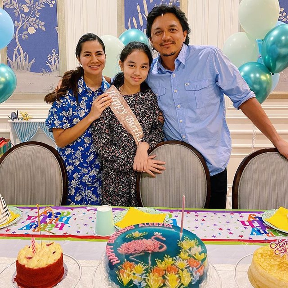 Engku Emran memiliki seorang putri bernama Aleesya yang dulu jadi anak tiri Laudya Cynthia Bella&period; Yuk&comma; intip transformasinya&excl;