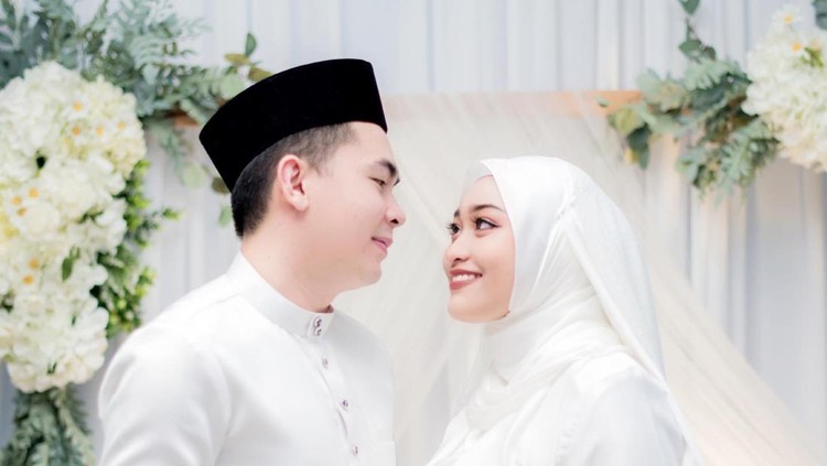 Izzati dan Aariz, Pasangan dari Malaysia
