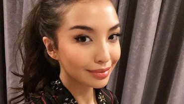 img-title Sinyal Manohara Pindah Agama Kristen, Foto Patung Tahun 2019 Jadi Sorotan